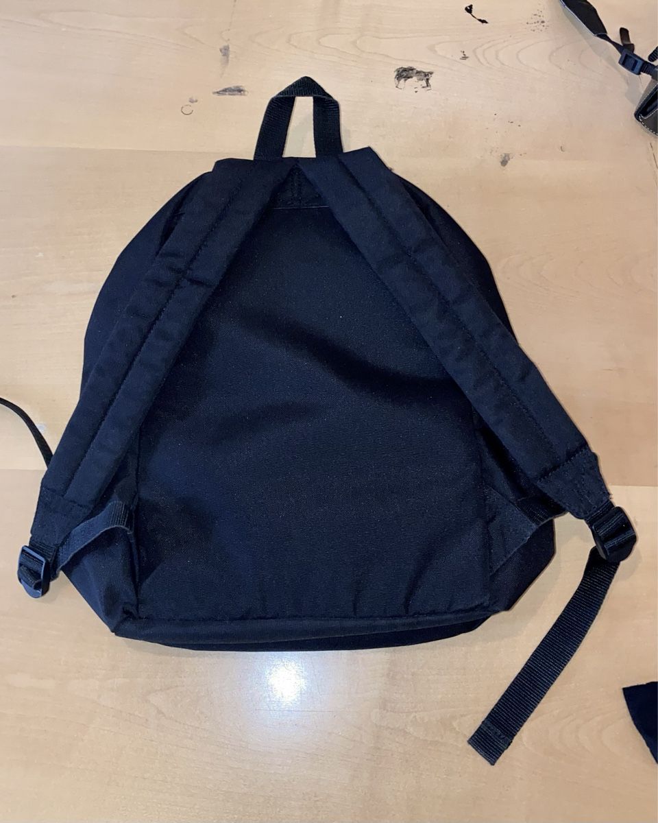 Zaini: Schwarzer Rucksack – Usato da Luzern venduto da champagnelaury 1
