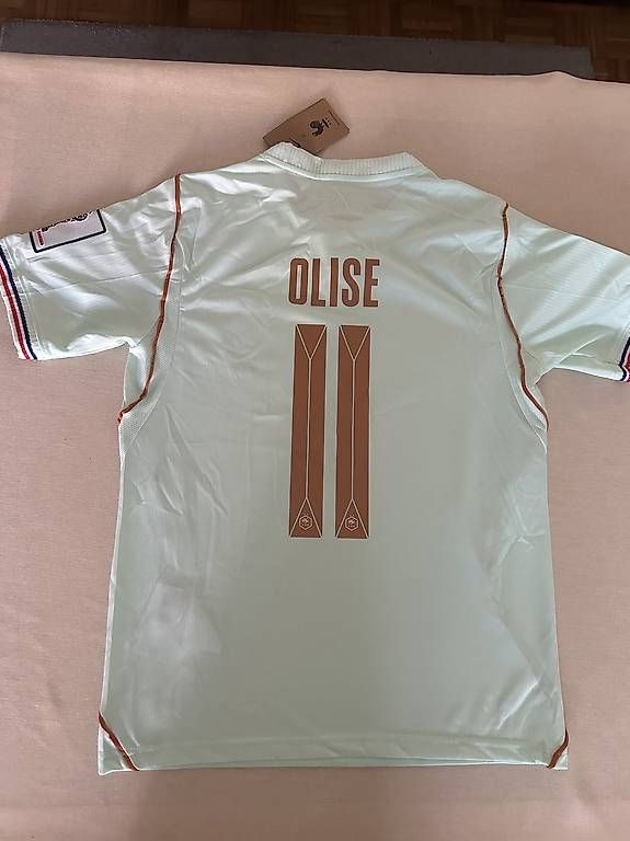 Maillots de corps & Pantalons: Olise 11 Trikot – D'occasion à Birr par KingLaki 1