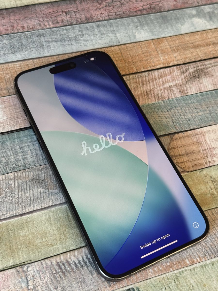 Apple Telefoni cellulari / Smartphones: iphone 15 pro max 256 GB -Rückseite Glasbruch – Usato da Münchwilen TG venduto da Tschuls