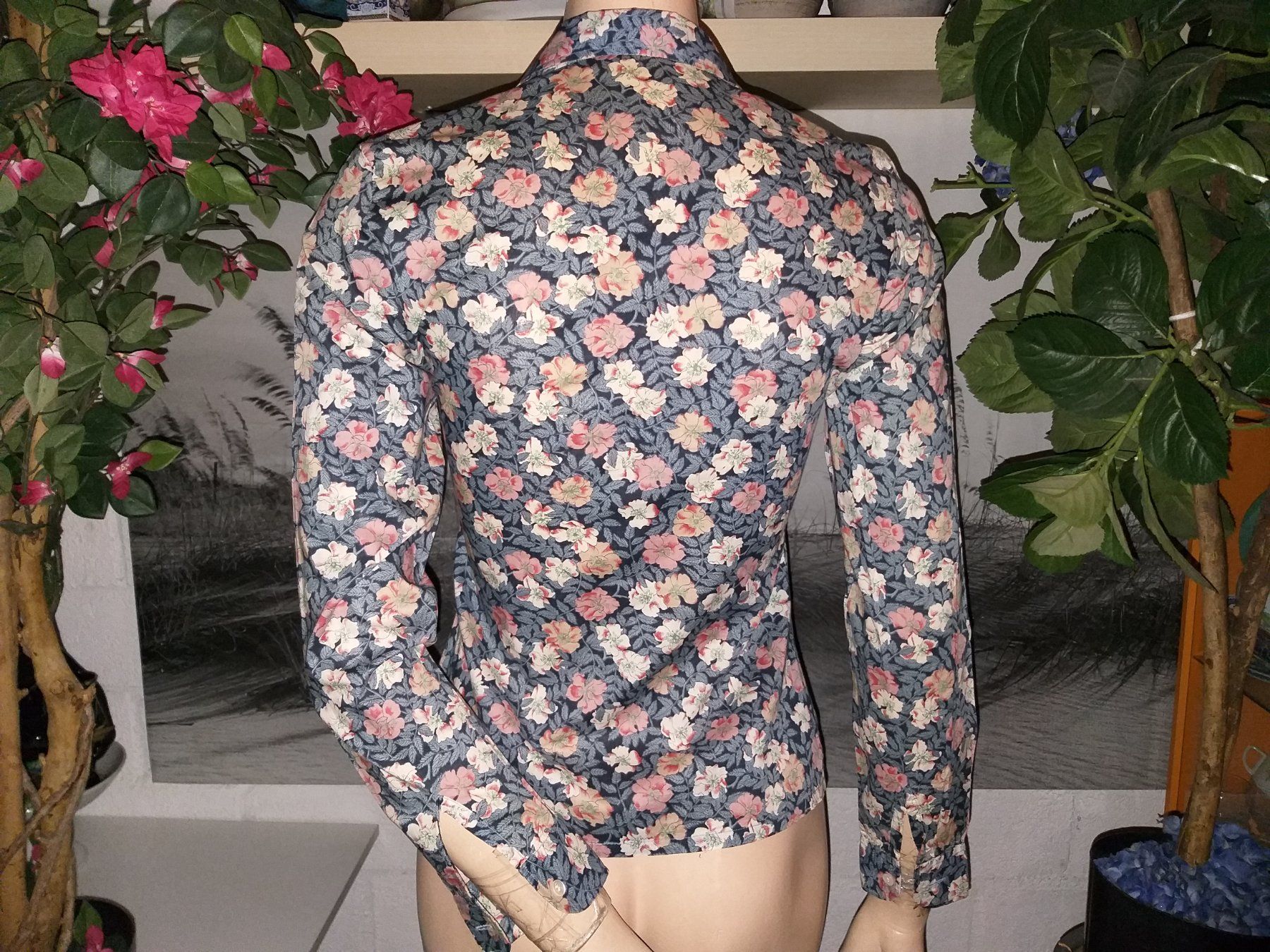 Cacharel Blusen: CACHAREL Blouse / Bluse taille XS (40 IT) – Gebraucht aus Cossonay-ville von Super-Price-Quality 6
