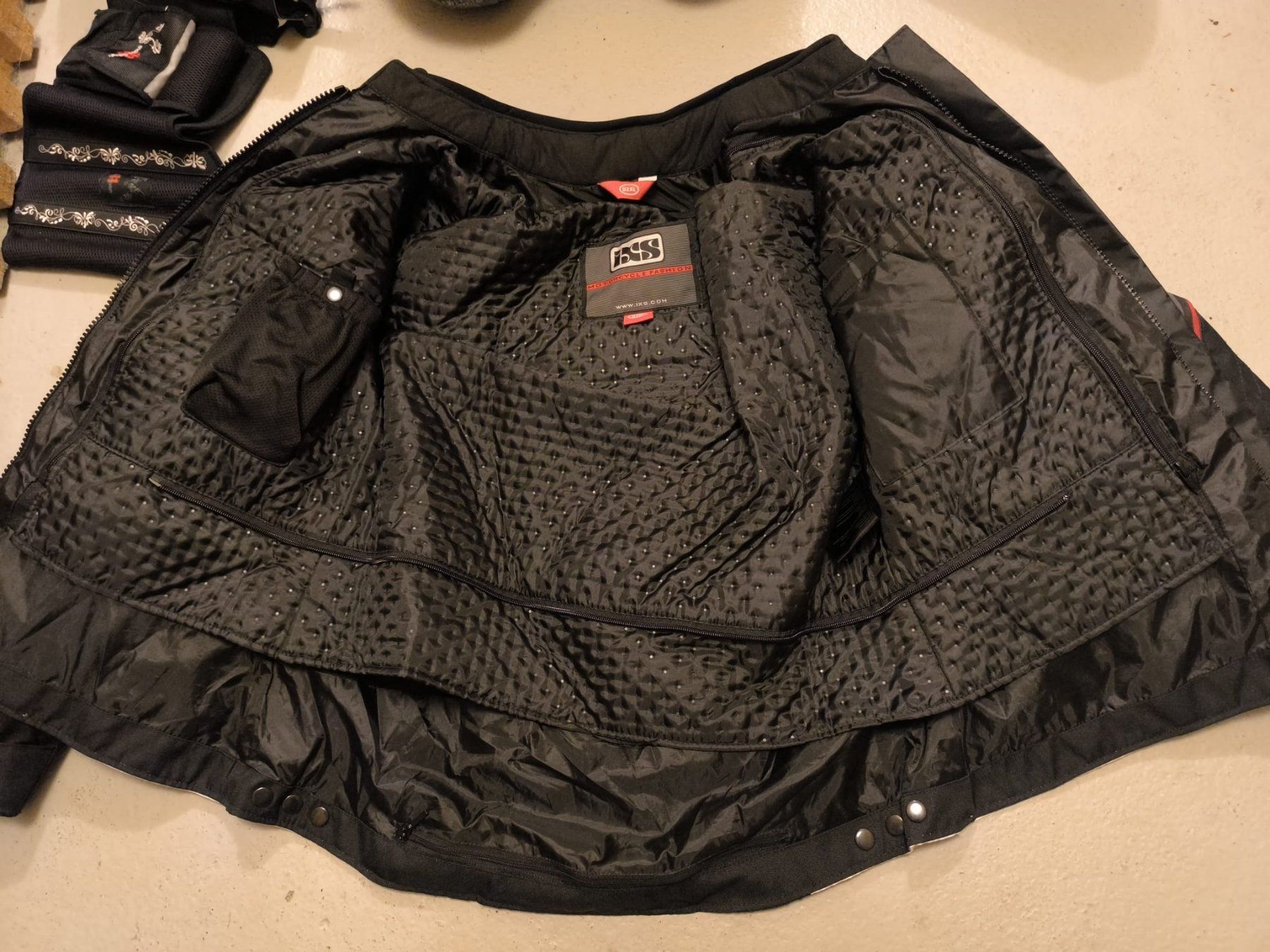 IXS Vestes: IXS Motorradjacke – D'occasion à Schliern b. Köniz par casual_0 2