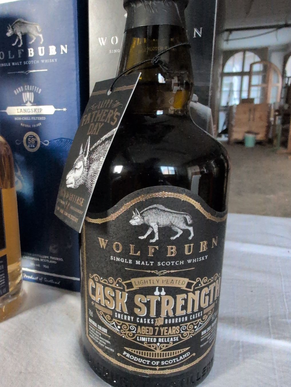 Wolfburn Spirituosen: Wolfburn Langskip + Cask Strength Single Malt Scotch Whisky – Neu und originalverpackt aus Waltenschwil von Andy.Z01 2