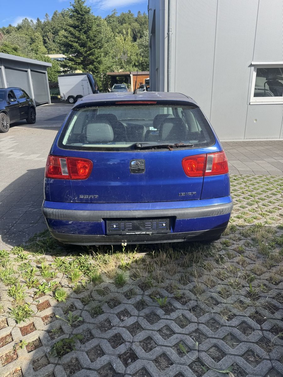 Seat Automobili: Seat Ibiza  – Difettoso da Aarwangen venduto da vic_8t2r 2