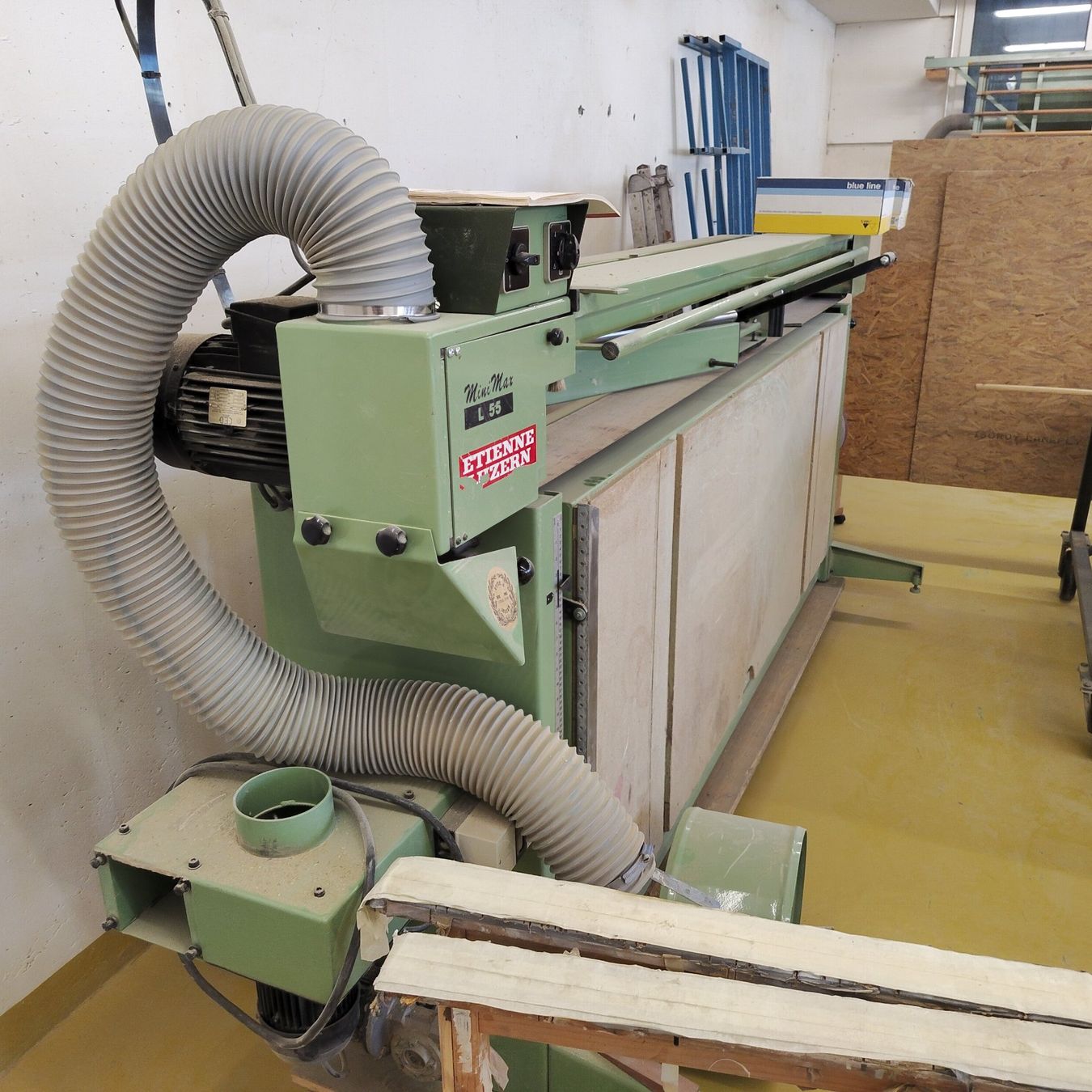 Smerigliatrici & Lucidatrici: Bandschleifmaschine Minimax L55 – Usato da Herisau venduto da kernbo