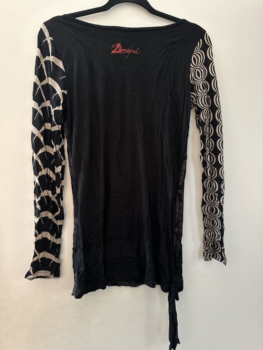 Desigual T-shirt: DESIGUAL Shirt Gr. M – Usato da Bern venduto da Maria003 3