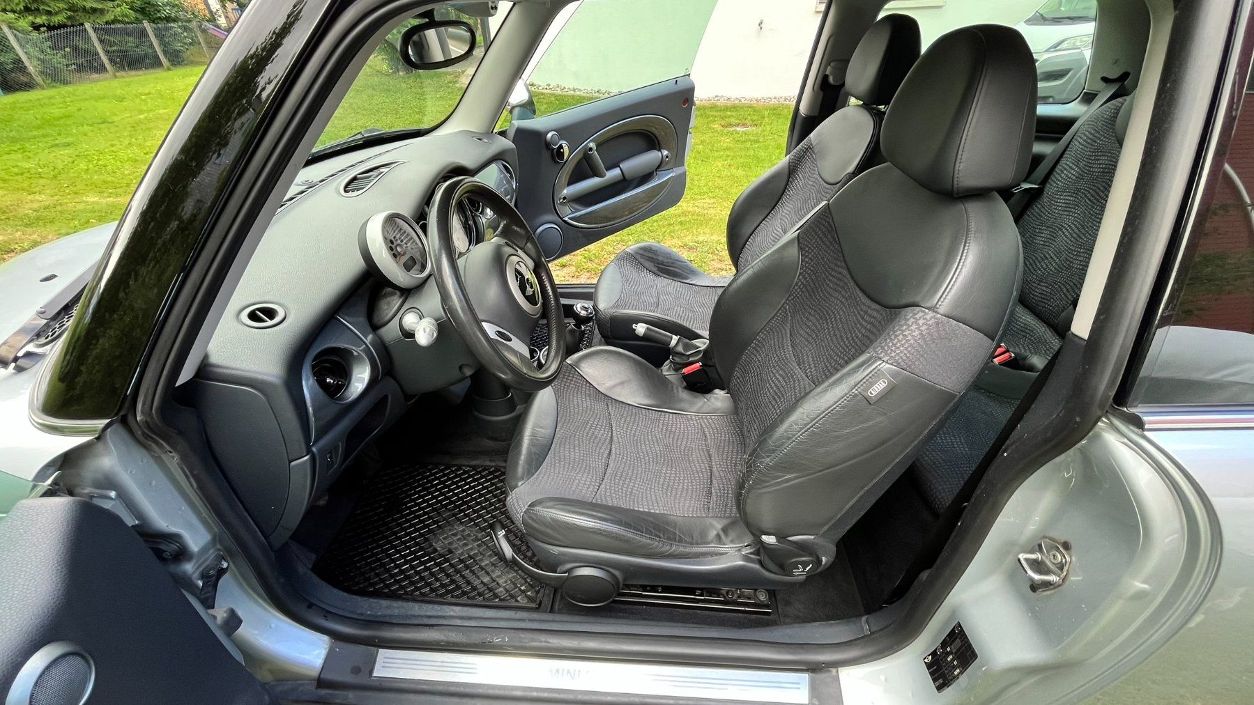 Mini Autos: MINI Cooper – Gebraucht aus Schönenberg TG von din_ptg9 8