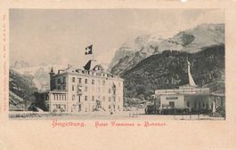 Engelberg (OW) Bahnhof Eisenbahn Zug Berge