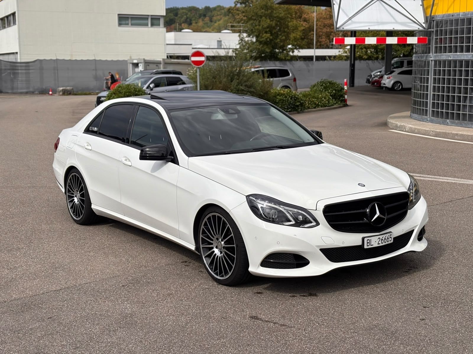 Mercedes-Benz Automobili: Mercedes E250 Cdi Automat Ab mfk – Usato da Liestal venduto da Ferid79 5
