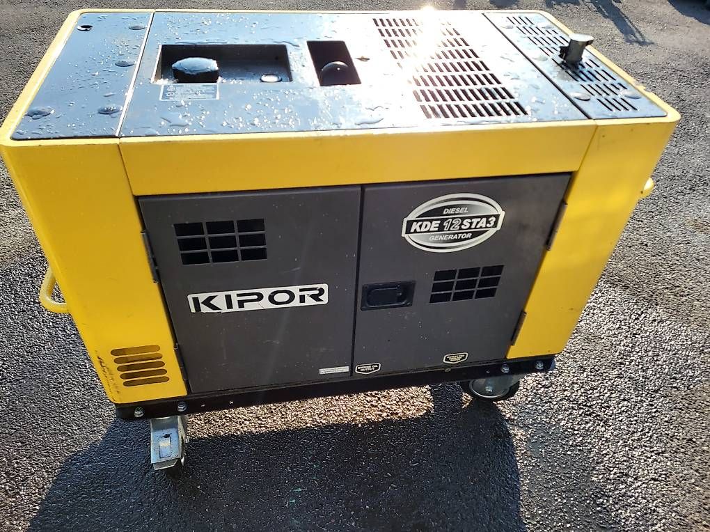 Stromgeneratoren: Stromgenerator – Defekt aus Giswil von Hans83 2