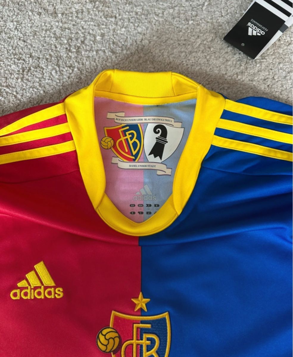 Canottiere & Pantaloni: FC BASEL 2012-2013 M.SALAH #22 Trikot M Neu – Nuovo e nell'imballaggio originale da grandvaux venduto da SwissOnTracksHO 2