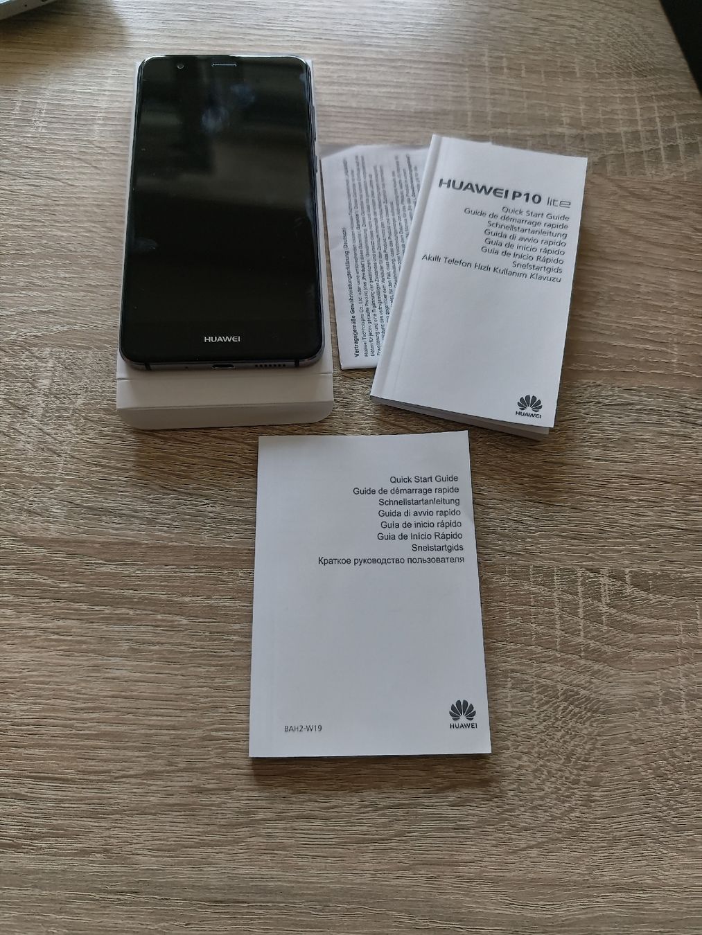 Huawei Telefoni cellulari / Smartphones: Huawei P10 Lite – Usato da Basel venduto da leyendasrr