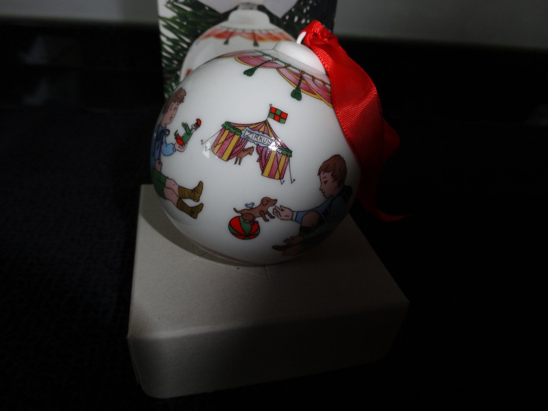 Hutschenreuther Tutte le decorazioni: Weihnachtskugel 1992 Hutschenreuter Ole Winther – Usato da Neerach venduto da jenny062 4