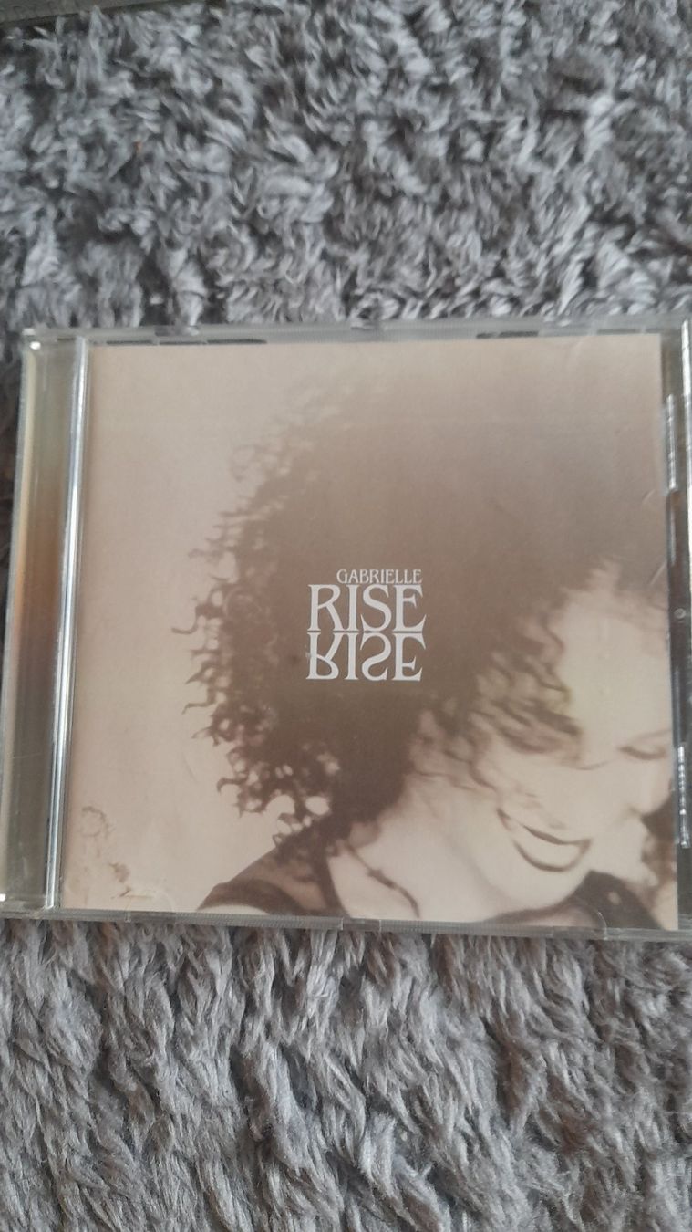 CD: GABRIELLE   RISE    CD – Usato da Wetzikon ZH venduto da Ramones01
