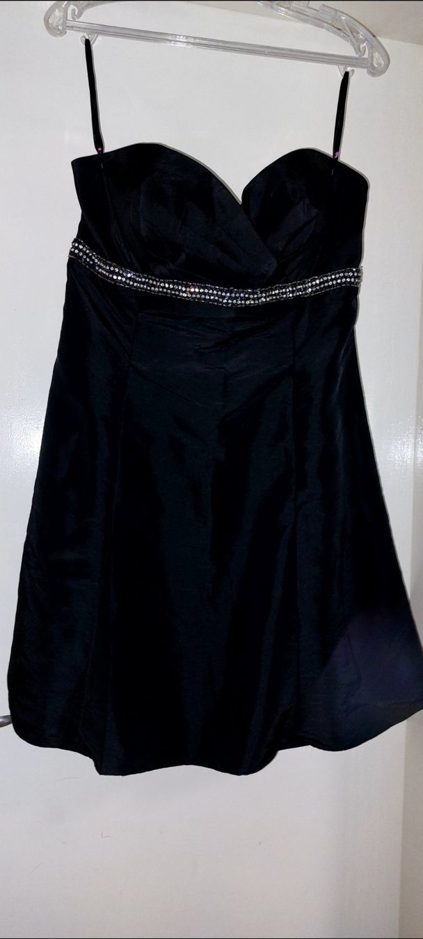 Vestiti: kleid – Nuovo (secondo la descrizione) da uster venduto da tan_vy9b