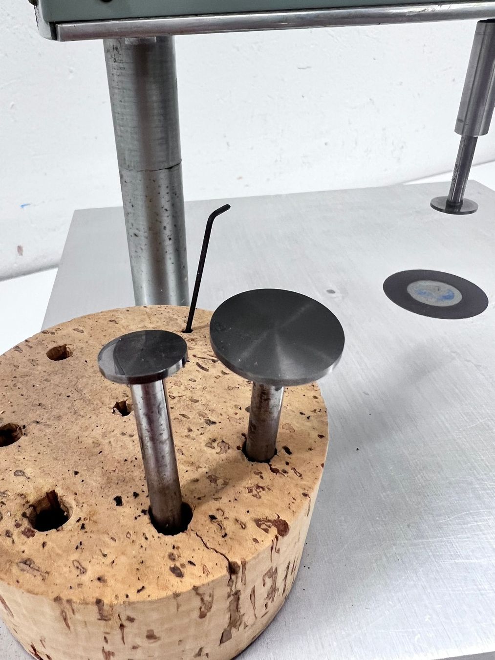 Accessori da laboratorio: ICI Cone & Plate Viscometer – Usato da Niederdorf venduto da LeptonAG_Labor 4