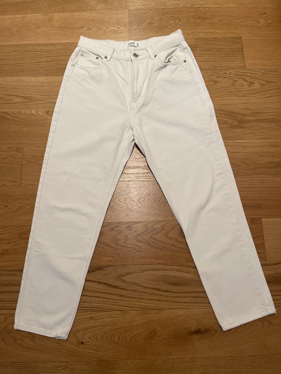 Pull&Bear Jeans: Pull&Bear Jeans, Mom Jeans helles Beige – Usato da Bremgarten AG venduto da arl_8nbf