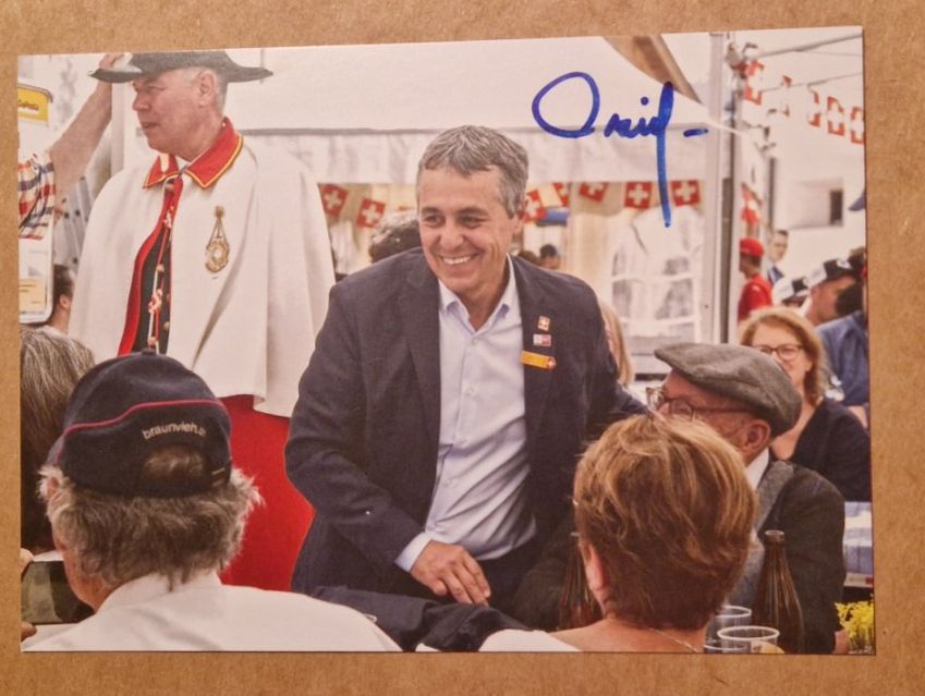 Autografi: Ignazio Cassis original signierte Autogrammkarte – Usato da Menziken venduto da Autogramme