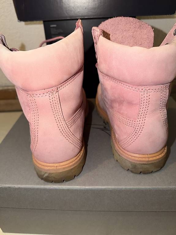 Scarpe da donna: Timberland Boots Rosa – Usato da Erlinsbach SO venduto da VWV1 1