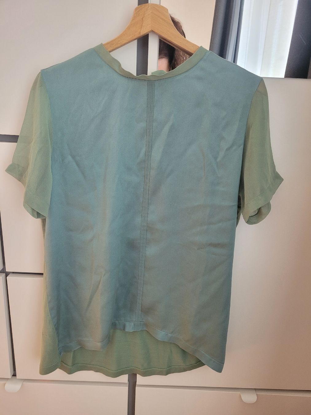Hugo Boss T-shirt: T shirt en soie Boss – Usato da Yverdon-les-bains venduto da sma_c6wn