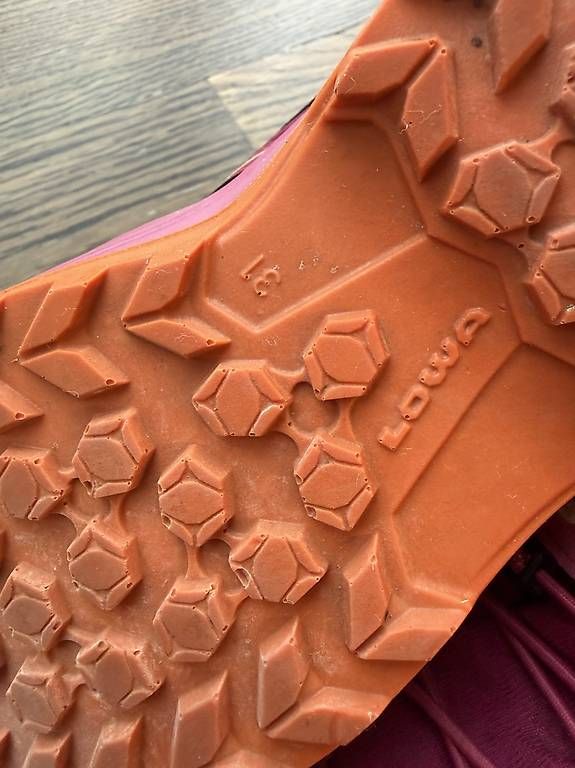Scarpe per ragazze: Lowa Trekkingschuh Gr. 31 – Usato da Dübendorf venduto da viologo 1