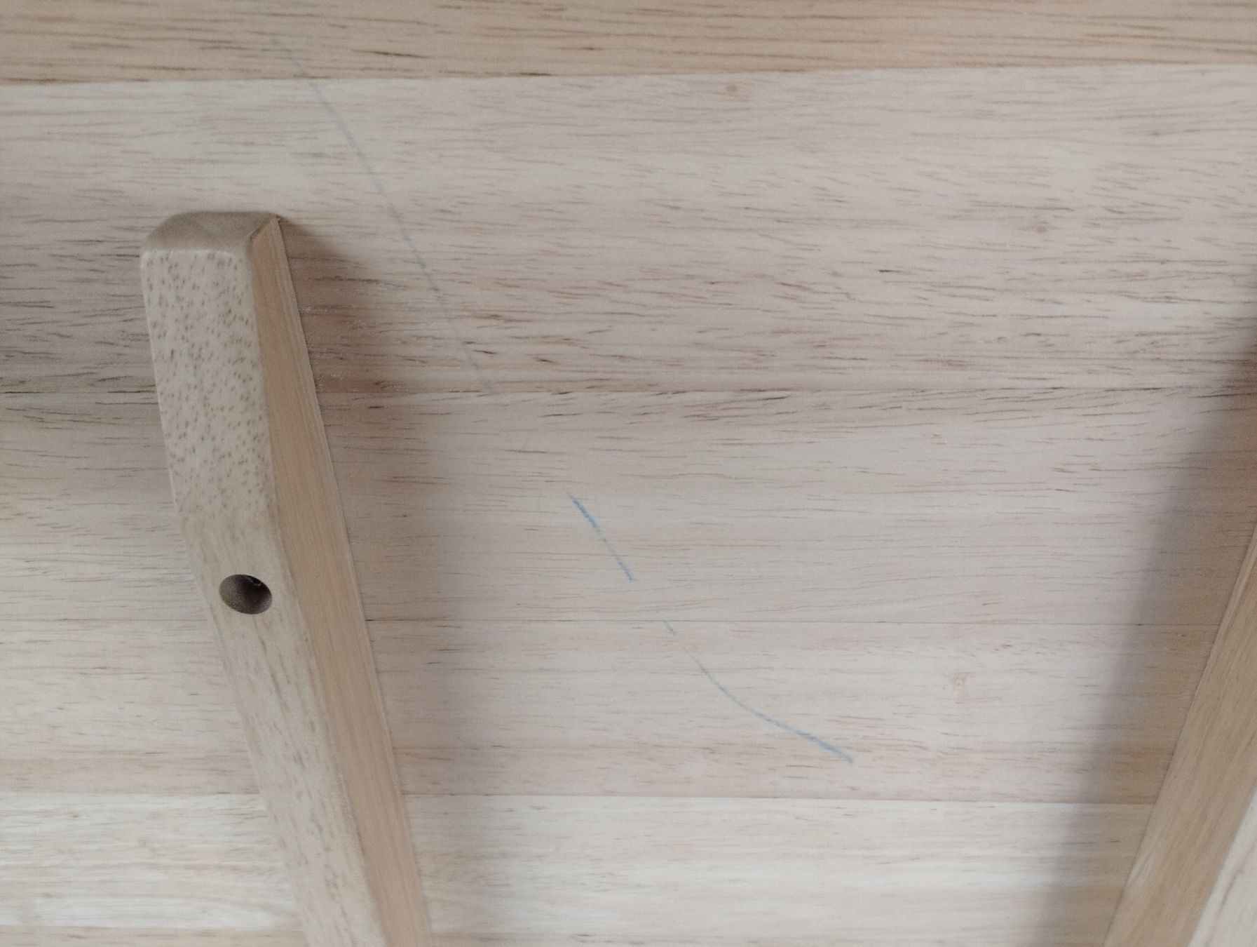 Tische: Kinder-Holztisch – Gebraucht aus Schübelbach von Restwert_Schubelbach 6