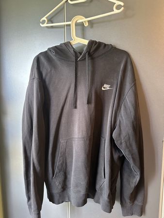 Pull à capuche Nike de taille L
