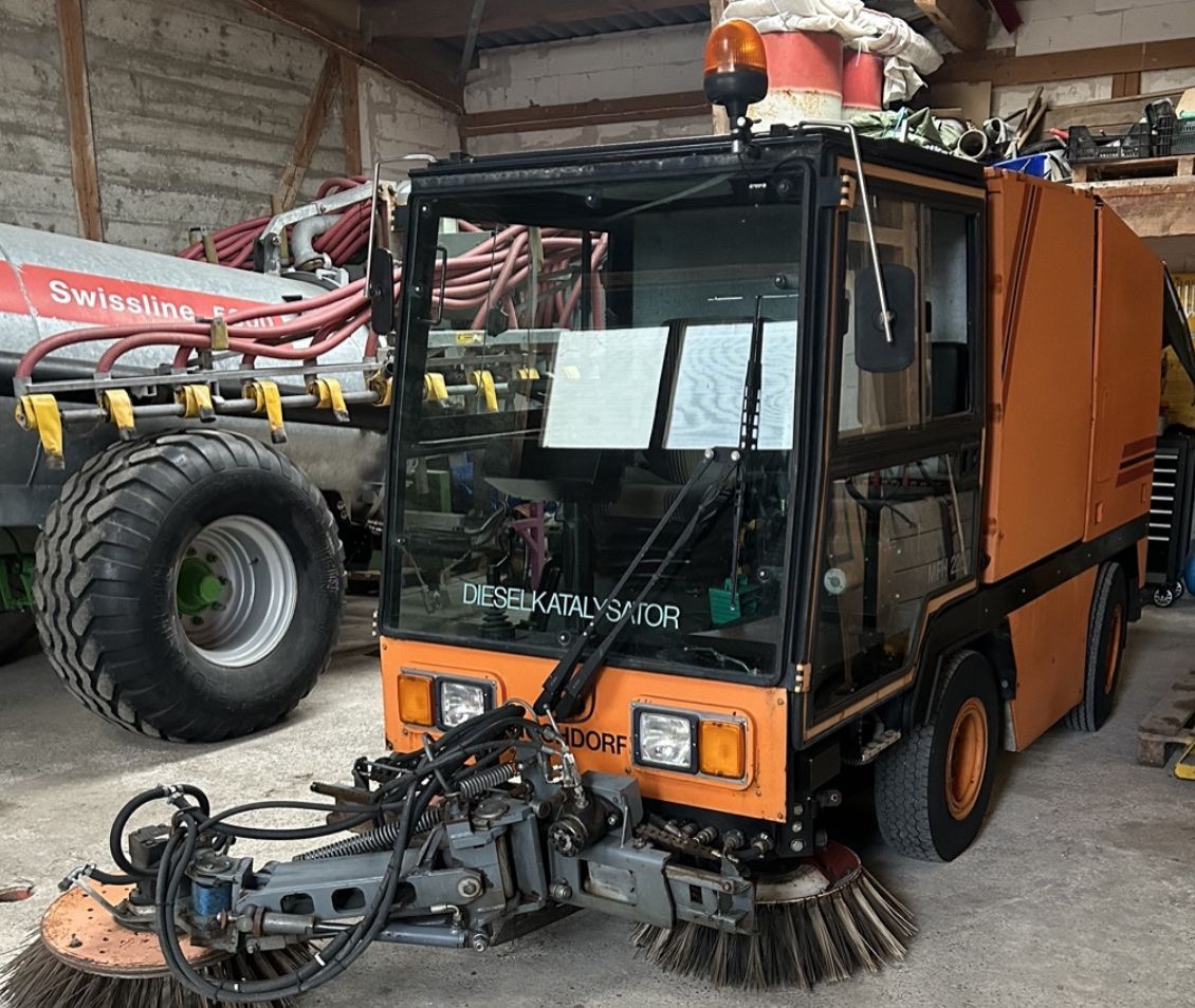 Alle Maschinen: Wischmaschine – Gebraucht aus Mettmenstetten von LSA900 4