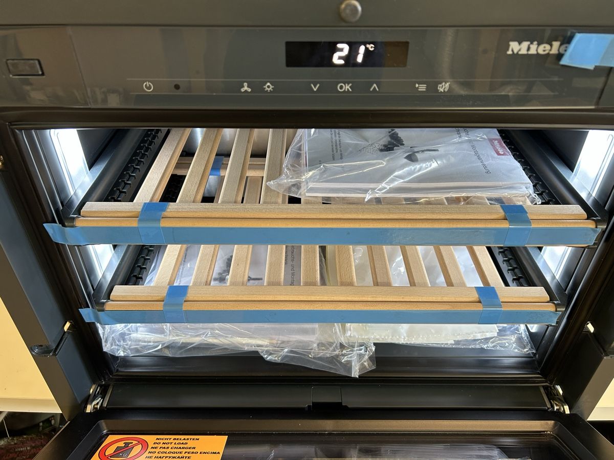 Miele Frigoriferi: Miele Weinkühler push2open 60x45cm – Nuovo (secondo la descrizione) da Schenkon venduto da Paedy5 3