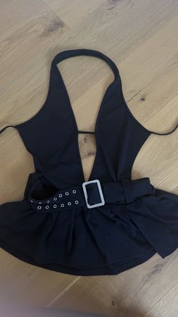 Schwarzer Einteiler, XS, nie getragen, Top Sommer!