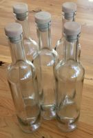 Glasflaschen mit Korken