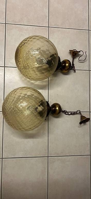 Lampade: Vendo 2 lampade da soffitto vintage – Usato da Camignolo venduto da Saul2988