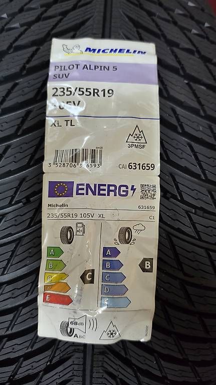 Pneumatici & Ruote complete: Pneus hiver Michelin  – Nuovo e nell'imballaggio originale da Geneve venduto da Agus639 1