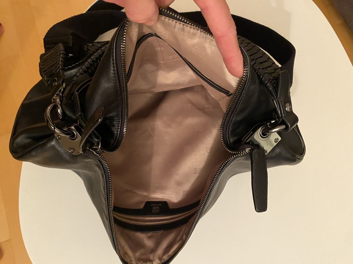 Navyboot Borse da donna: Navyboot Umhängetasche Leder schwarz – Usato da Zürich venduto da Domi_ZH 3