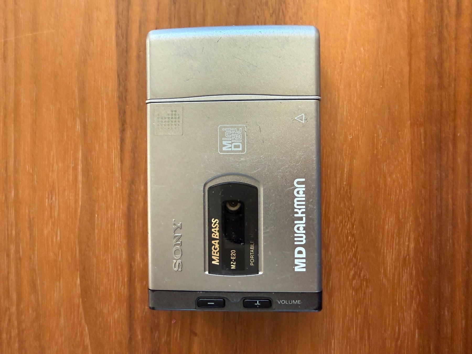 Sony Minidisc: Sony MD Walkman MZ-E20 MiniDisc Player – Difettoso da Zürich venduto da sgmiles
