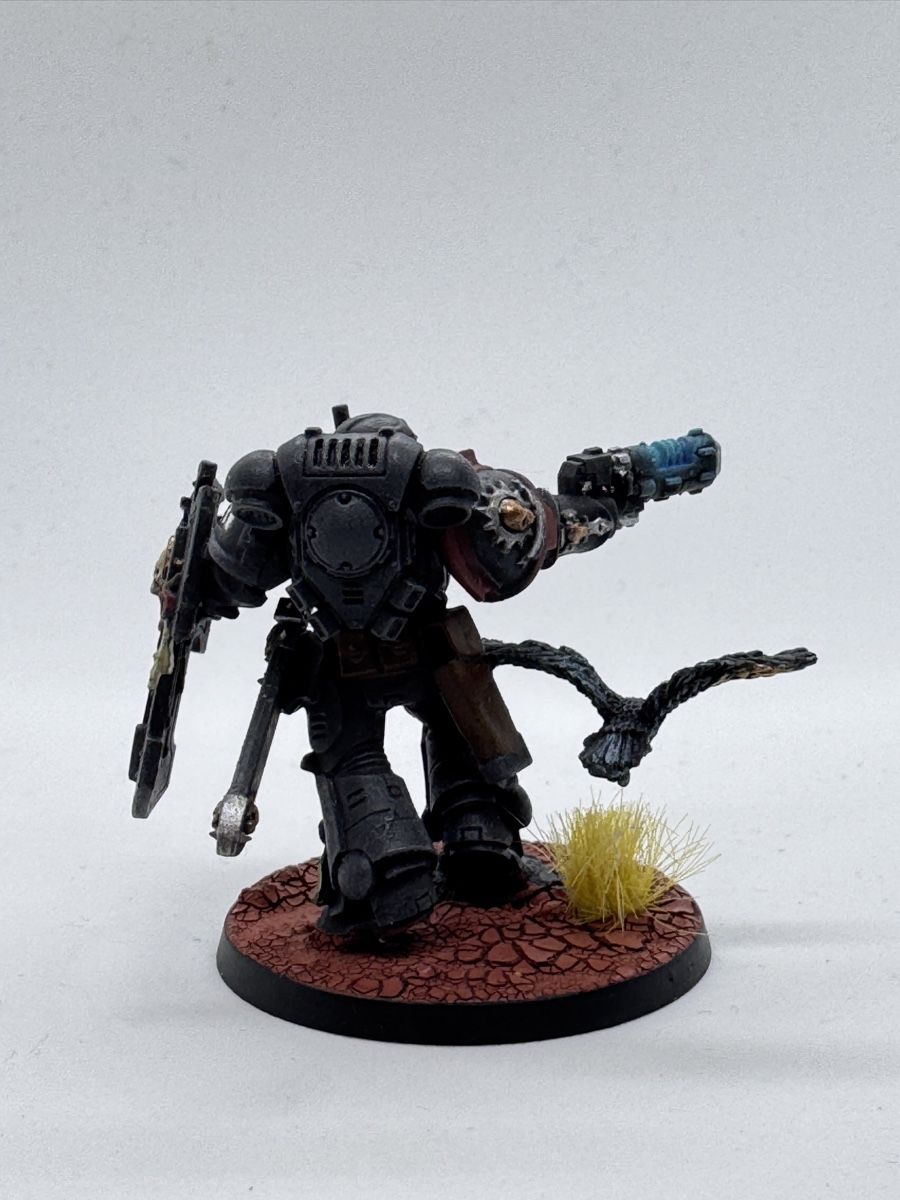 Giochi: Lieutenant with Storm Shield, Raven Guard, 40K – Usato da Luzern venduto da Re-Carnation 2