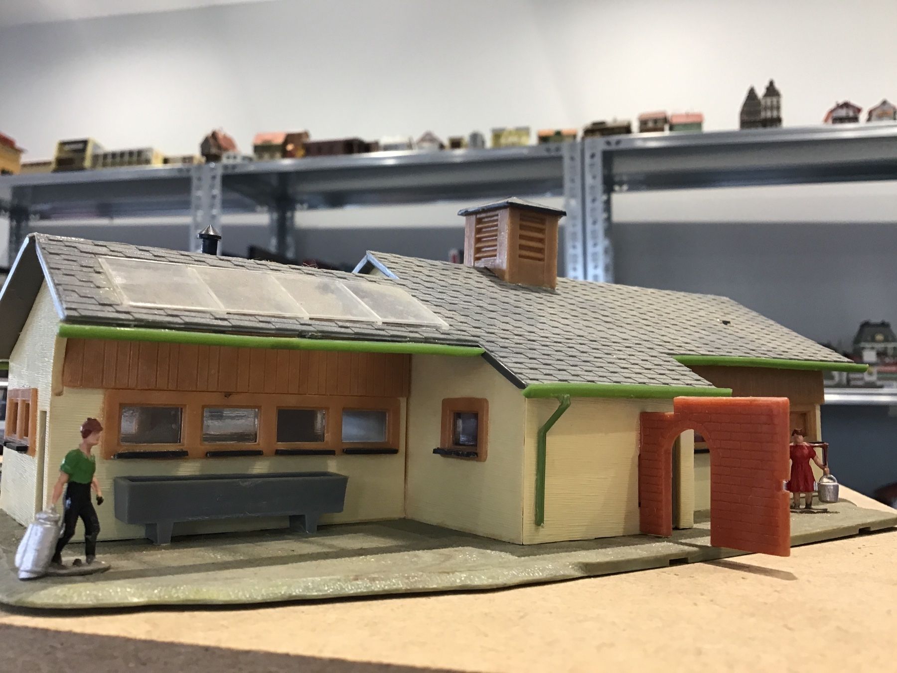 Faller Modellini di ferrovie: H0 Modellbahn Stall/ Bauernhaus FALLER – Usato da Männedorf venduto da Spezial-Modelle