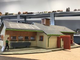 H0 Modellbahn Stall/ Bauernhaus FALLER