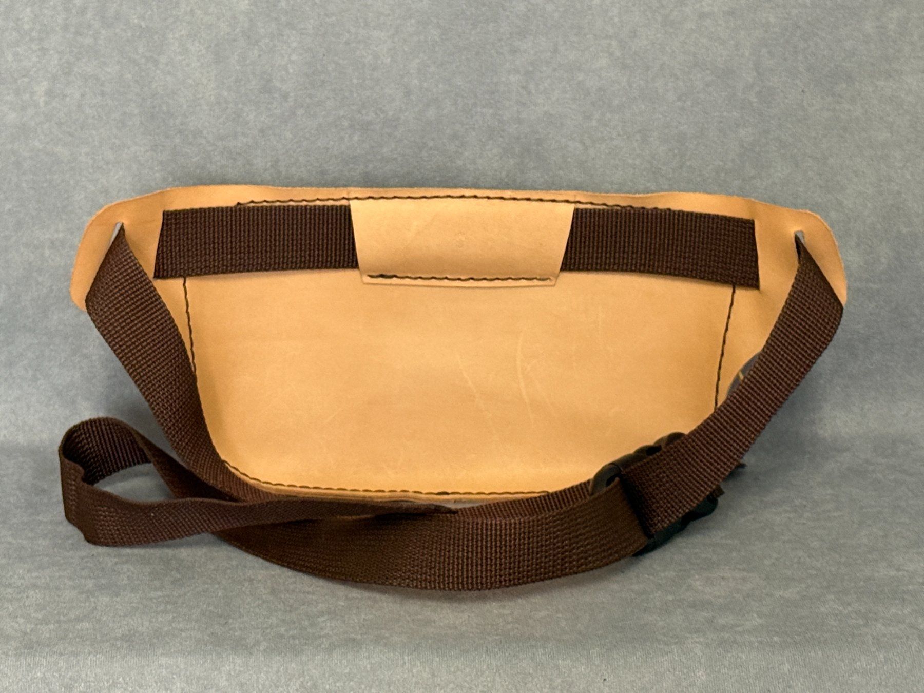 Borse: Leder Bauchtasche, Handmade, Sale-Angebot – Nuovo (secondo la descrizione) da Wil SG venduto da Rost2023 1