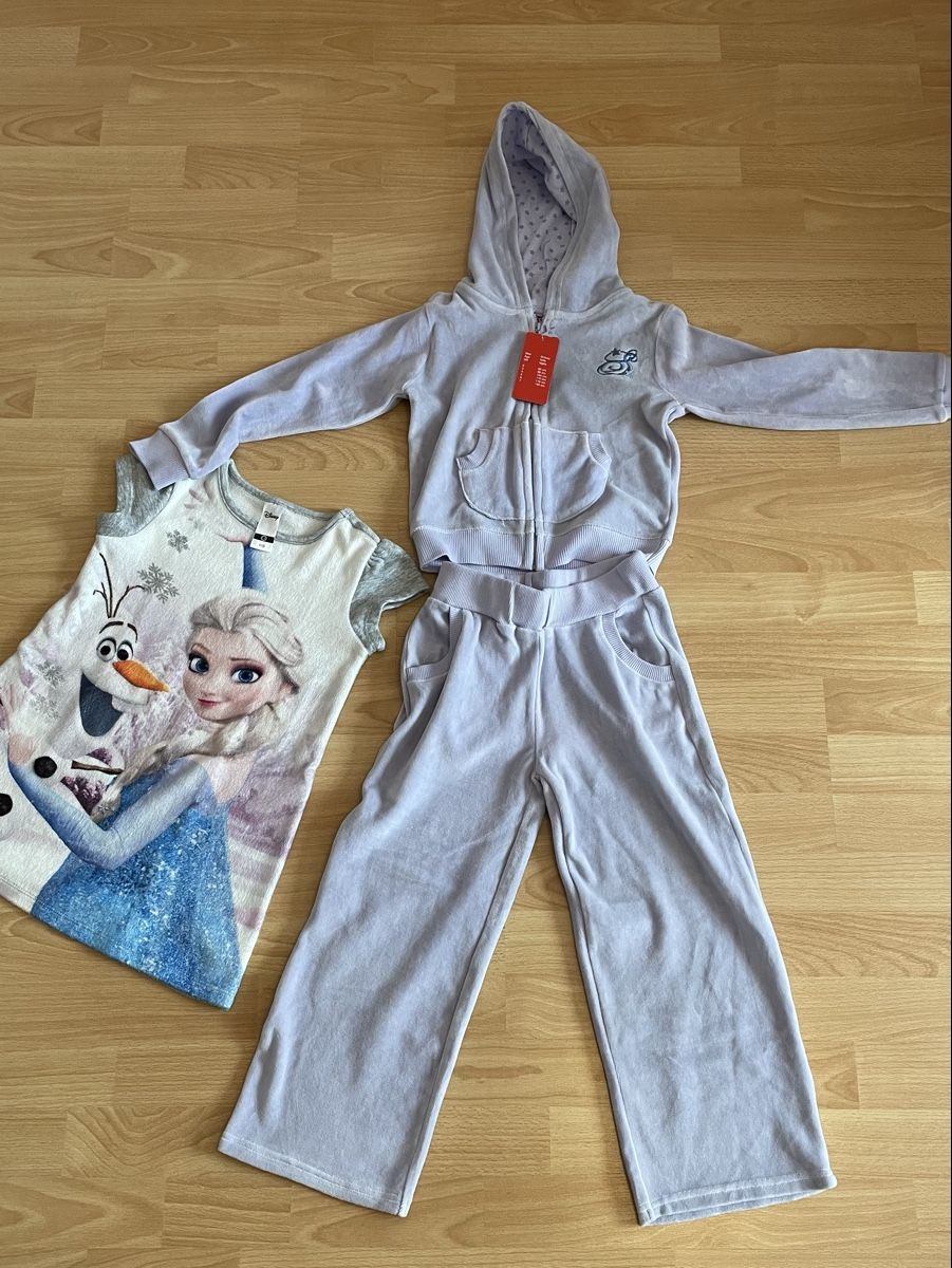 C&A Kleiderpakete & -sets: Mädchen Trainer, Hose Grösse 110 – Neu (gemäss Beschreibung) aus Chur von Tsambiko 1