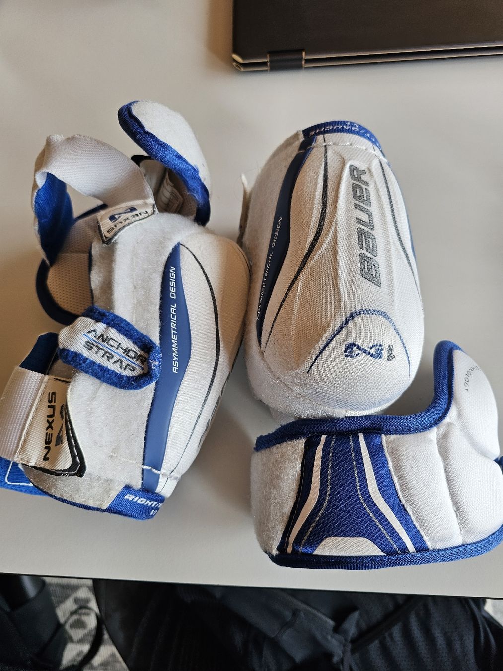 Bauer Protezioni & Imbottiture: Ellbogenschoner Hockey – Usato da Beckenried venduto da san_27bd
