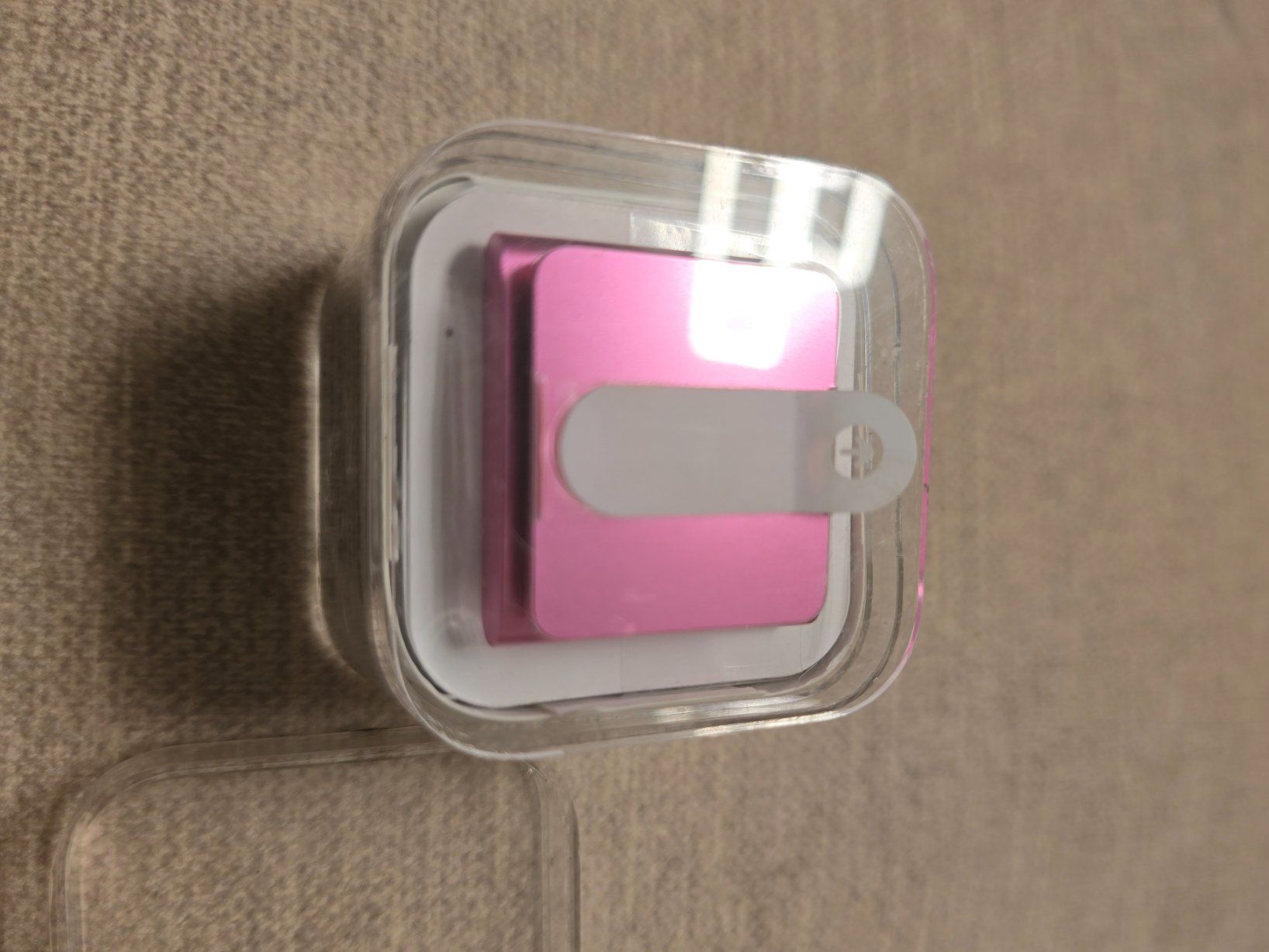 Apple Lettore multimediale portatile: iPod Shuffle 4 Gen NEU – Nuovo e nell'imballaggio originale da Basel venduto da Esmen 1