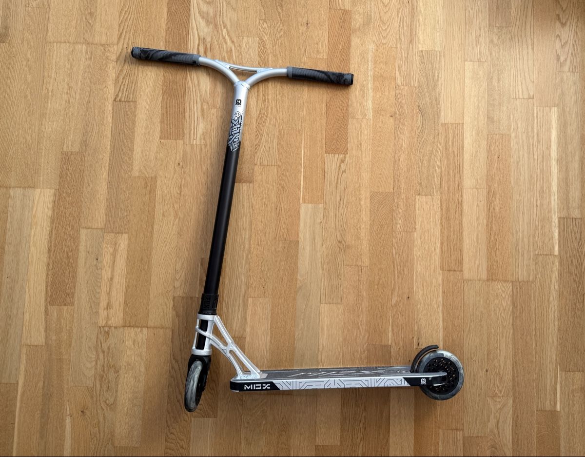 Kickboard: MGP MGX Extreme E1 Freestyle Scooter – Usato da Zürich venduto da LW-C-137 2