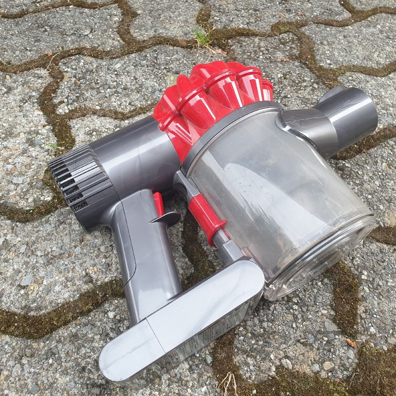 Dyson Aspirapolveri & Accessori: 2x Dyson DC62 + V6 Rot Staubsauger – Usato da Val D Illiez venduto da SnowRoof 3