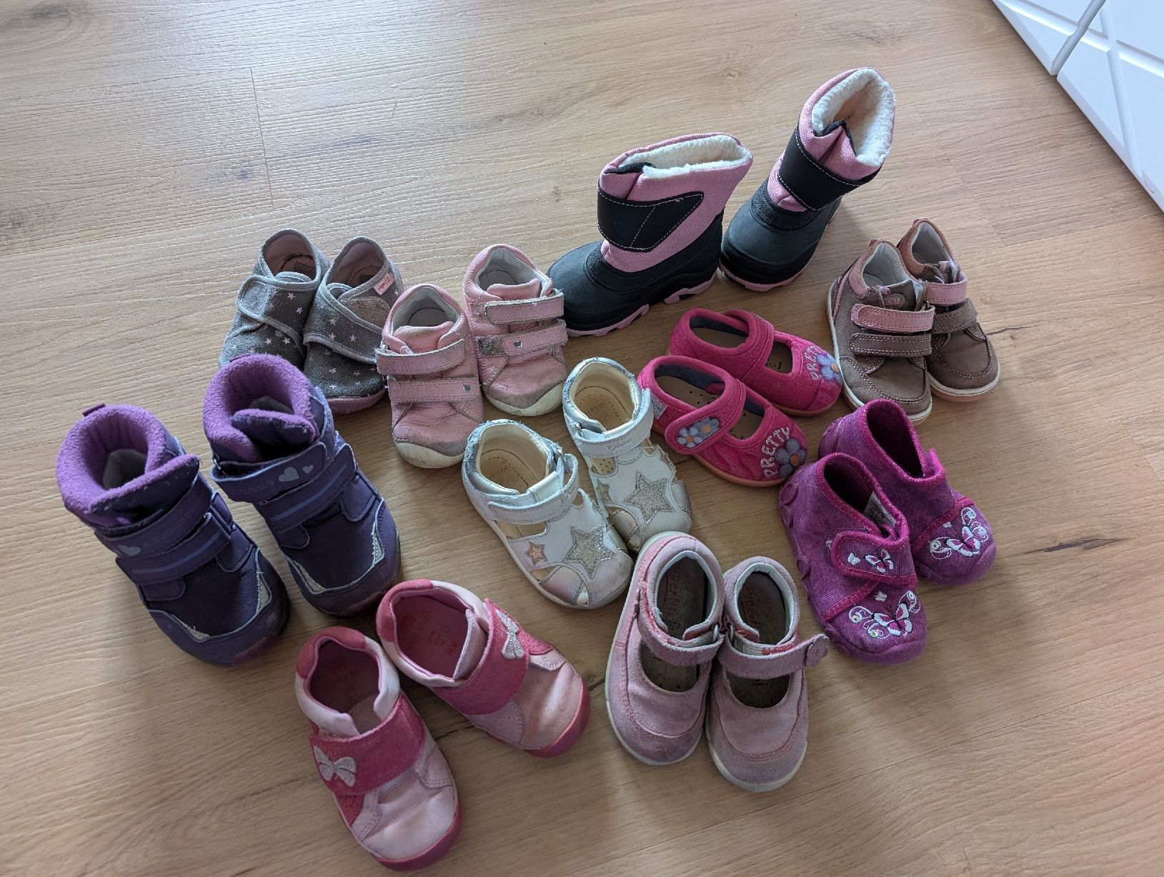 Schuhe für Mädchen: Mädchenschuhe 20/21 – Gebraucht aus Ernetschwil von Diana007