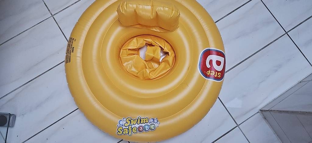 Bouées: Baby Schwimmring  – D'occasion à Aarau Rohr par Adoxa