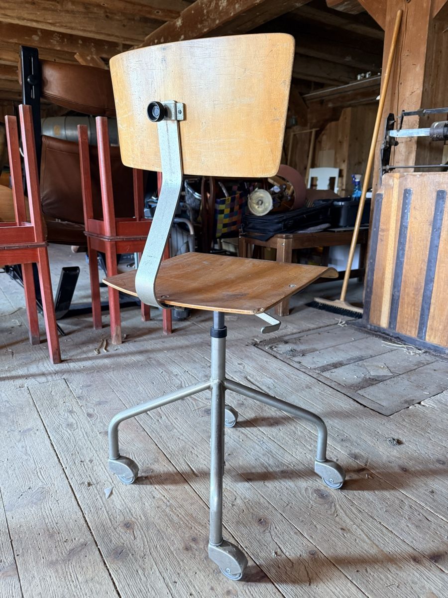 Sedie: Vintage Bürostuhl – Usato da Solothurn venduto da NUVICO 6