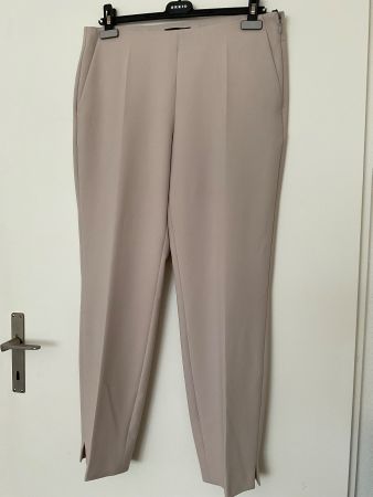 WINDSOR schöne elegante Hose Gr 40 Neuwertig
