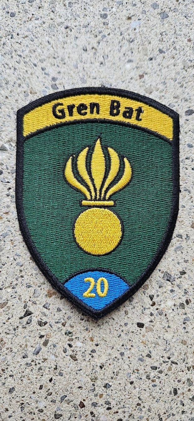 Schweizer Armee Placchette & Badge: *** Badge Grenadier ohne klett *** – Nuovo e nell'imballaggio originale da Riedholz venduto da fr_sIruP