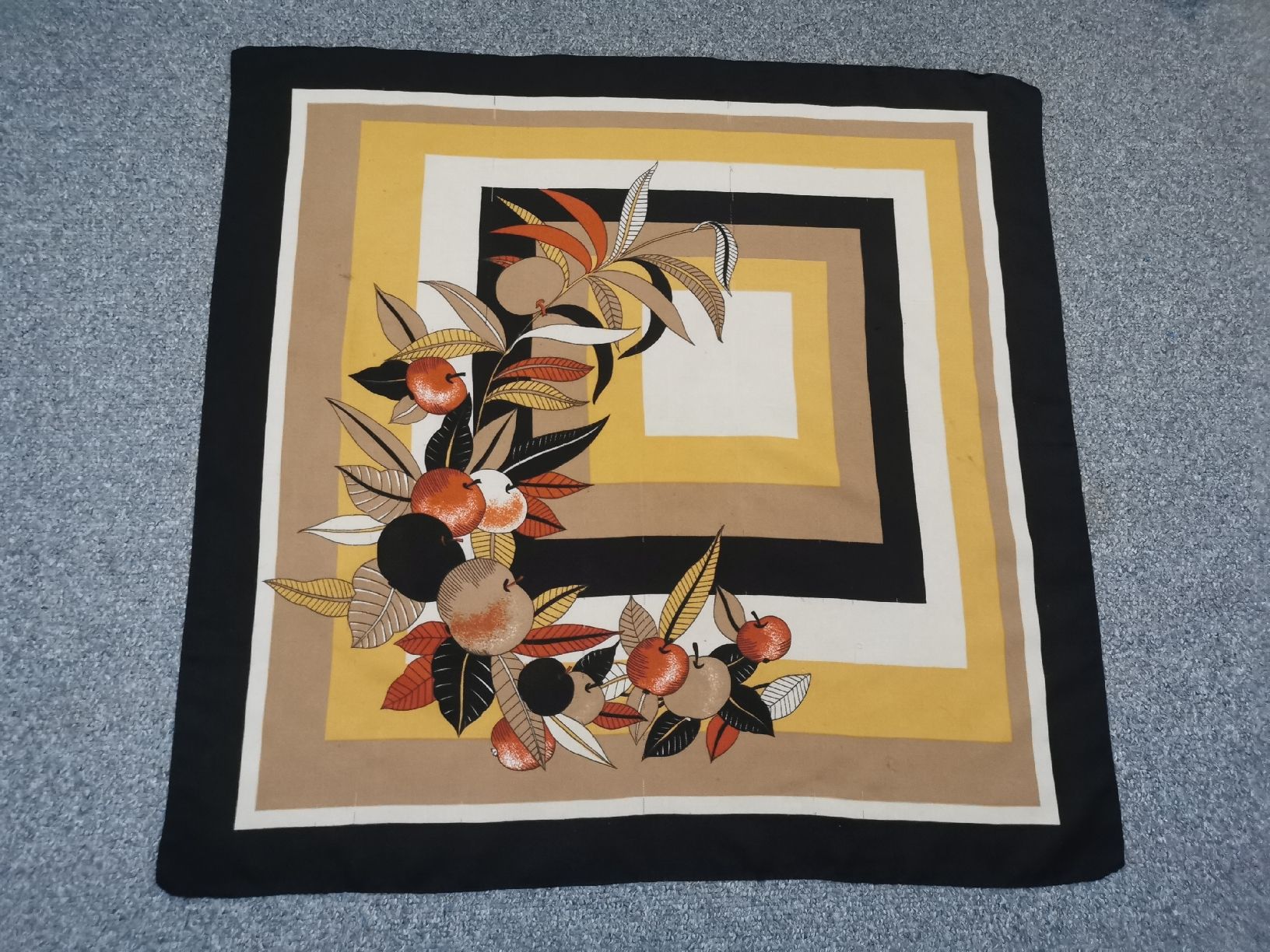Foulard & Sciarpe: Schal / Foulard – Usato da Ostermundigen venduto da AlwaysHaveFun90 3