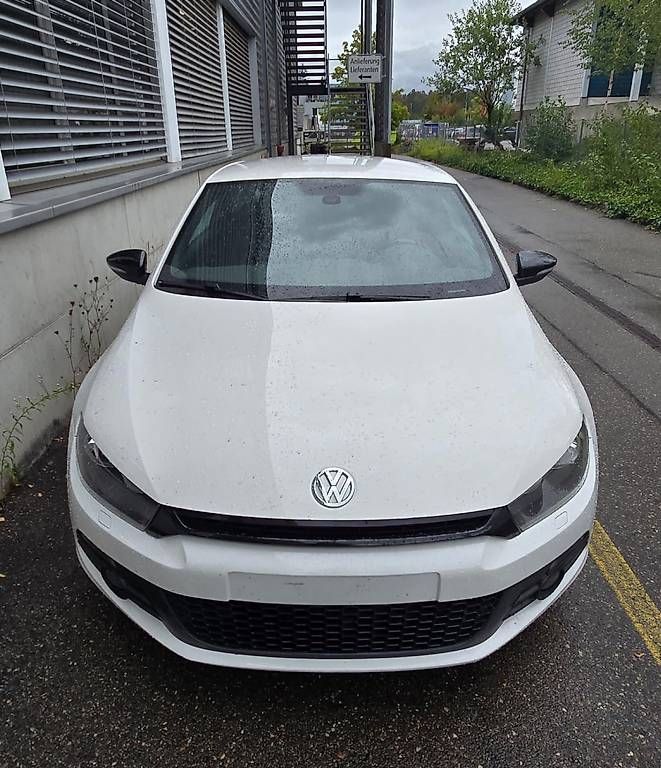 Autos: VW Scirocco 2.0 TSI – D'occasion à Wollerau par Asti05